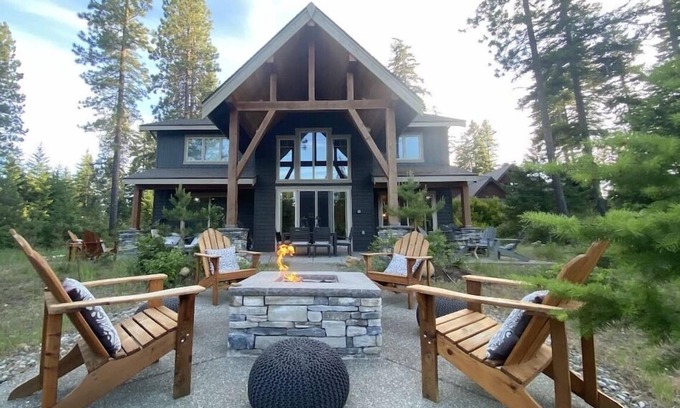 Cle Elum House | Beautiful Home on the 8th Fairway - Great for Families or Couples!