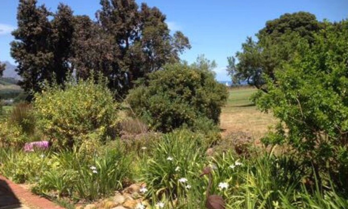 Somerset West House | Beautiful house in the exclusive Erinvale Golf Estate with stunning views, Somerset West