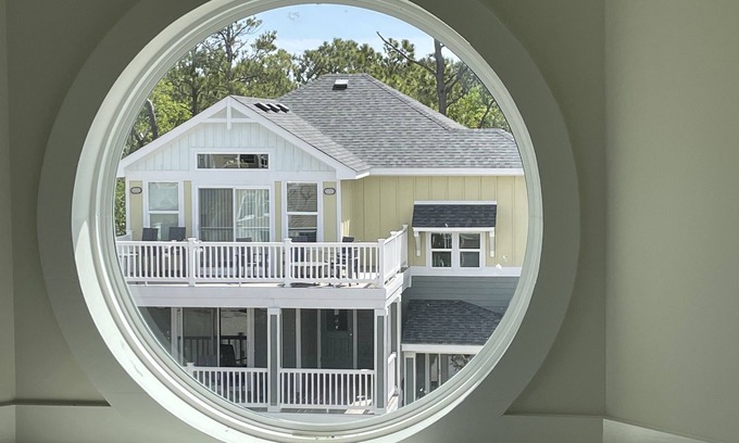 Corolla House | Beautiful house, sound view, minutes to beach, NO CLEAN FEE, Free Horse Passes