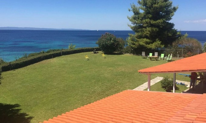 Halkidiki House | Beautiful House With Private Beach