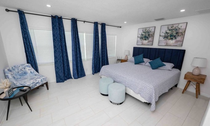 Tampa House | Beautiful House, Walking Distance to Stadium