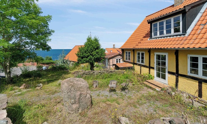 Vang House | Beautiful house with sea view and fireplace
