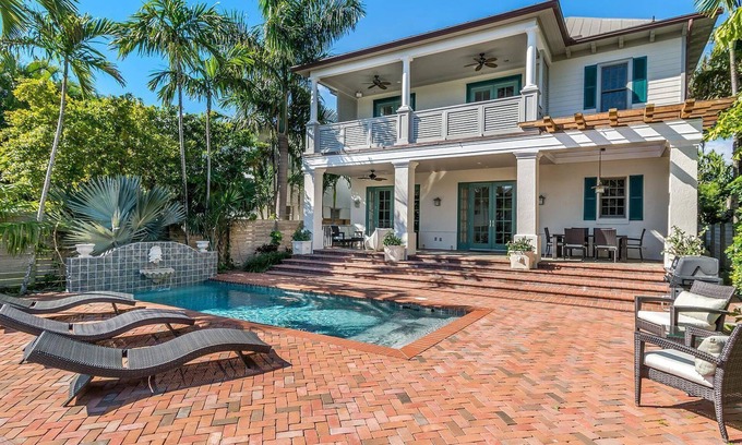 Idlewyld House | Beautiful Key West Style Home off Las Olas & Intracoastal: Private Pool & Dock