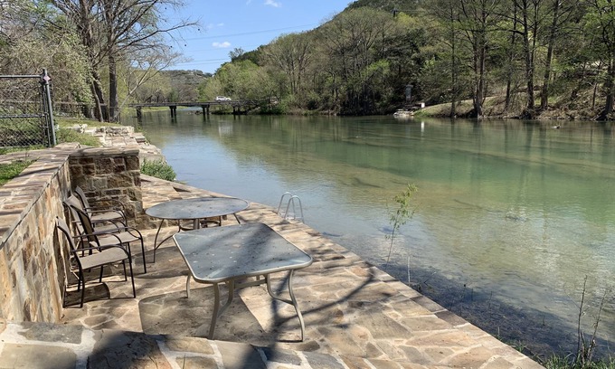 New Braunfels House | Beautiful La Querencia On The Guadalupe River