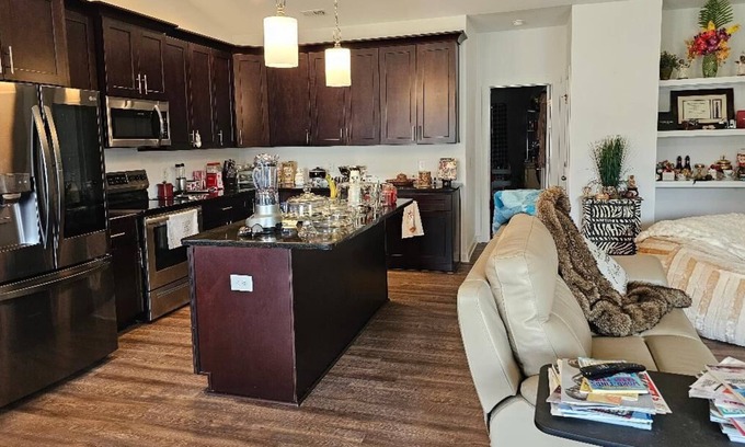 Reed Creek House | Beautiful lake and fishing and park areas with great downtown dining