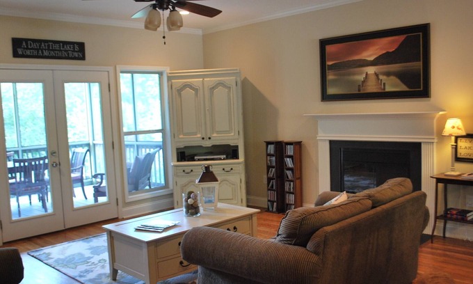 Wedowee House | Beautiful Lake House With Pontoon Boat Available! Jet Ski Rental Also Available