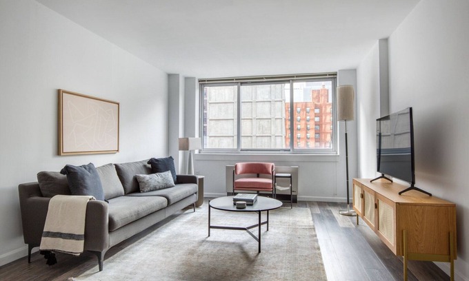 Bowery Apartment | Beautiful LES 1BR w/Elevator & W/D, nr Green Space, by Blueground