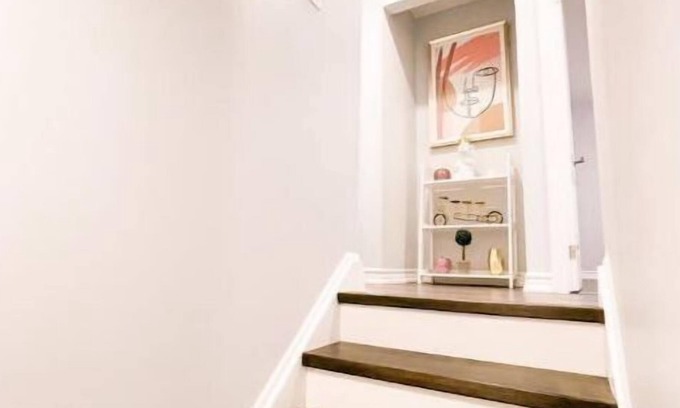 Saint Thomas Apartment | Beautiful Loft + Stylish Oasis | In Downtown