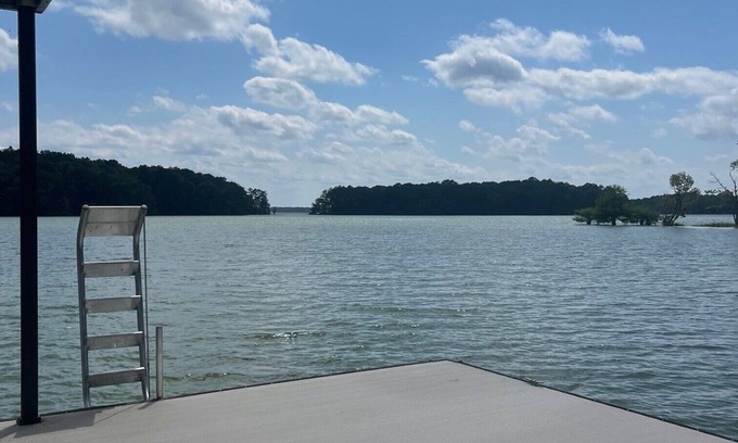 LaGrange House | Beautiful luxury lake front home with private dock and outdoor fireplace