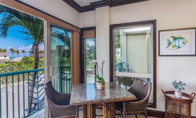 Wailua Condo | Beautiful Luxury Peek Ocean and Mountain View