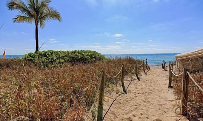 Hallandale Beach Condo | Beautiful Mediterranean Oceanfront Condo with Private Beach