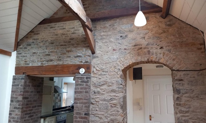 Cork Apartment | Beautiful Mews Apartment in Cork City Centre