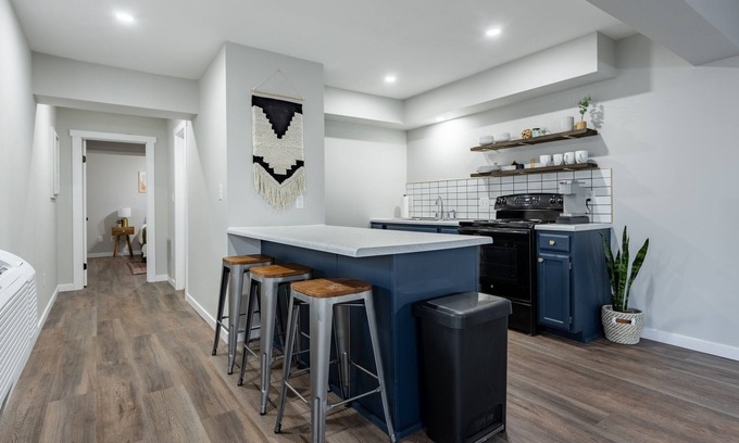 Branson West Condo | Beautiful Modern Condo Close To Silver Dollar City