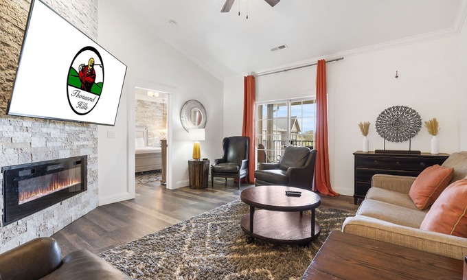 Branson Condo | Beautiful, Modern Golf Condo with Private, Covered Balcony