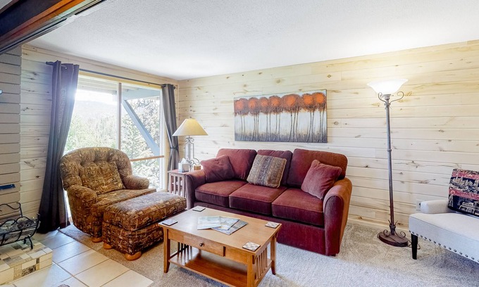 Purgatory Condo | Beautiful mountain home steps to ski slopes with fireplace