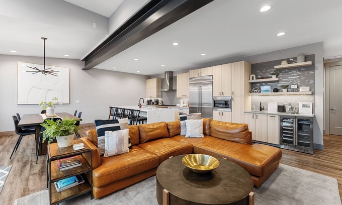 Keystone Condo | Beautiful Mountain Views! Private Hot-Tub, Game Room, EV Charging & Elevator!