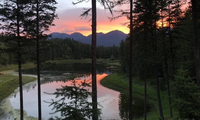 Kalispell Ski Chalet | Beautiful, new chalet centrally located to all major attractions in the valley!