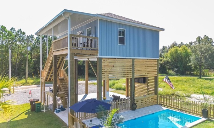 Henderson Point House | Beautiful New Home Near Beach with Pool Sleeps 6