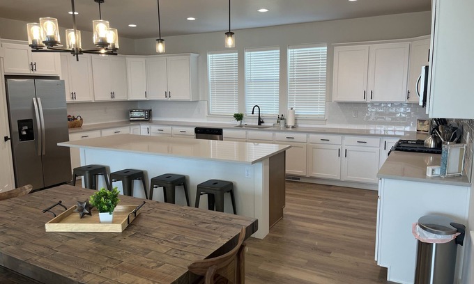 Bozeman House | BEAUTIFUL NEWER HOME! Bozeman/Belgrade Area