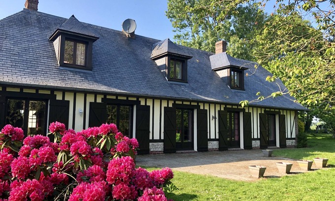 Maniquerville Villa | Beautiful Normandy villa near Etretat for 16 people, 5 minutes from the sea