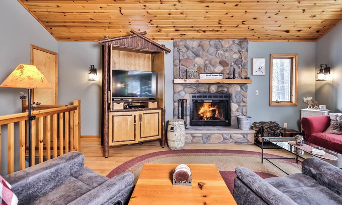 St Germain House | Beautiful Northwoods home w/Private Lake frontage on Big St Germain Lake
