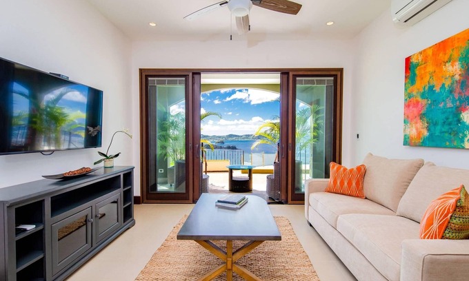 Playa Flamingo Condo | Beautiful ocean view condo, Infinity Pool, Breakfast included