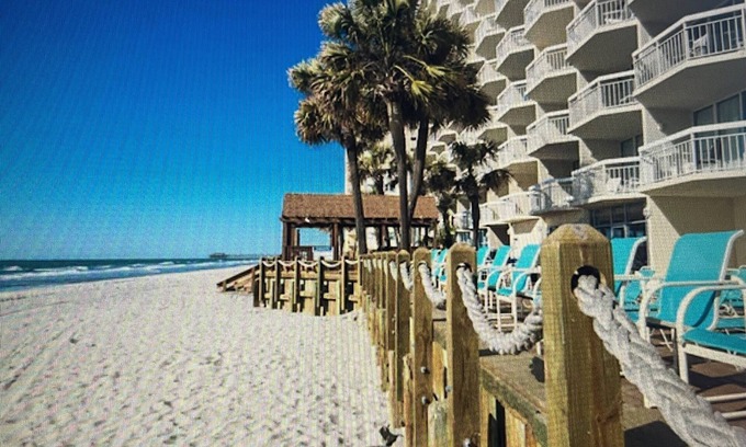 Garden City Condo | Beautiful oceanfront Condo with direct access to the beach, steps from the sand