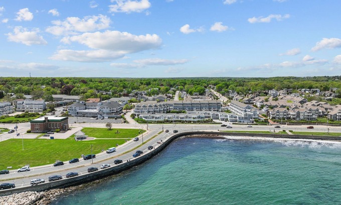 Narragansett Pier Condo | Beautiful Oceanfront Condo steps away from Narragansett Town Beach