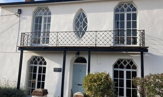 Budleigh Salterton House | Beautiful Period Seaside Home - Budleigh Salterton