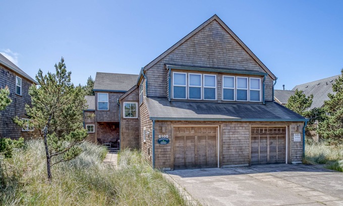 Shorepine Village House | Beautiful Pacific City Beach Home in Shorepine Village