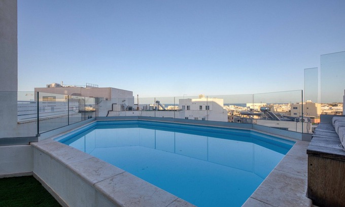 Tal-Ibrag Apartment | Beautiful Penthouse with pool and terrace