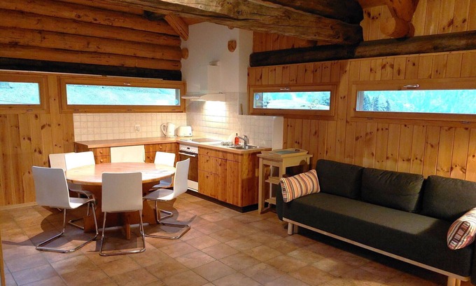 Blenio House | Beautiful private villa for 5 people with WIFI, patio, pets allowed, panoramic view and parking