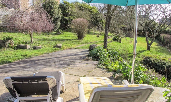 Saint-Suliac House | Beautiful private villa for 6 people with TV, terrace, pets allowed and parking