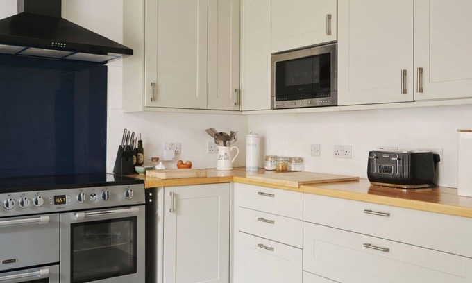 Digg House | Beautiful private villa for 4 guests with WIFI, TV, pets allowed and panoramic view