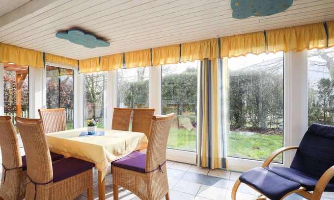 Norderteil House | Beautiful private villa for 5 people with TV, patio, pets allowed and parking
