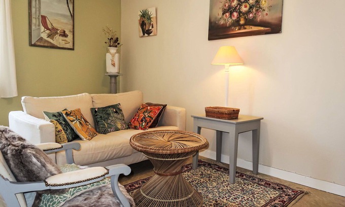 Le Ru House | Beautiful private villa for 5 guests with WIFI, TV and parking