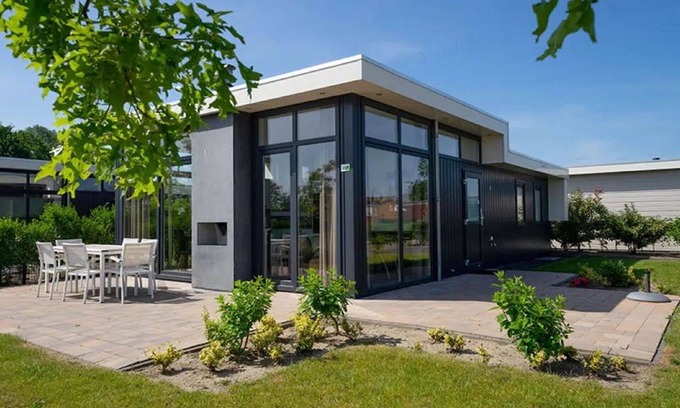 Linden House | Beautiful private villa for 6 people with WIFI, TV and terrace