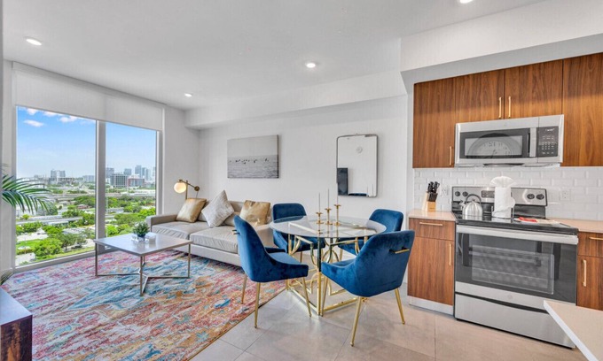 Overtown Apartment | Beautiful Property W/King Bed & Free Parking