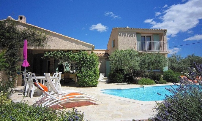 Flayosc Villa | Beautiful Provencal Villa, Private Pool, Amazing Views, Sleeps 6-10, AC, WiFi