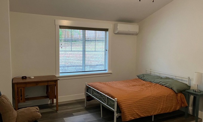 Lane County House | Beautiful Quiet Cozy remodeled riverfront home.