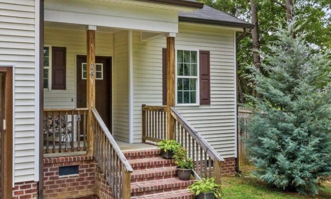 Franklinton House | Beautiful ranch located near Raleigh and Wake Forest, NC