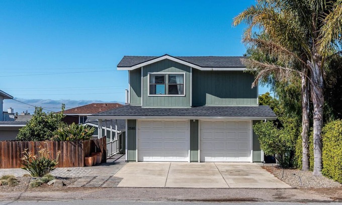 Morro Bay House | Beautiful Remodeled Home With Views