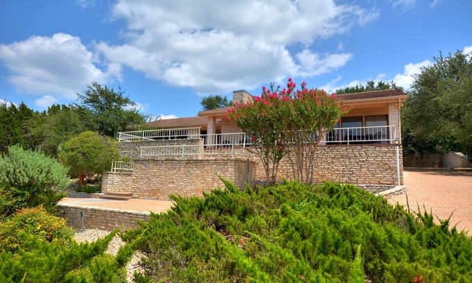 Lakeway House | Beautiful remodeled lake view home, Modified new rates for fall.