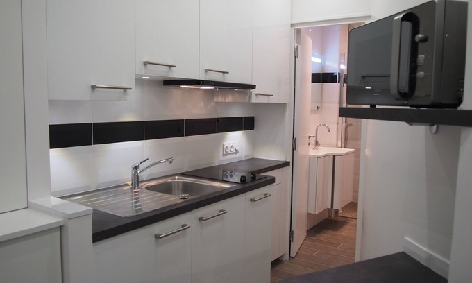 Madeleine Apartment | Beautiful renovated studio near Opera/Champs-Elysées/Printemps Store