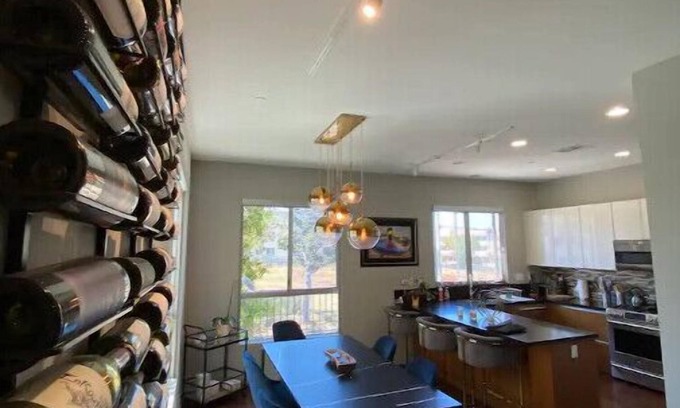 Faircrest Heights House | Beautiful Rooftop Home In The Heart Of Los Angeles! Beverly Hills Adjacent!