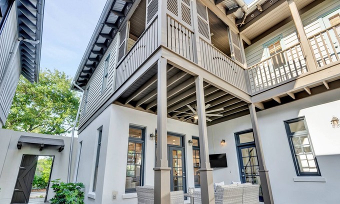 Rosemary Beach House | Beautiful Rosemary Beach Home | Private | 4 Bikes | Close to Beach
