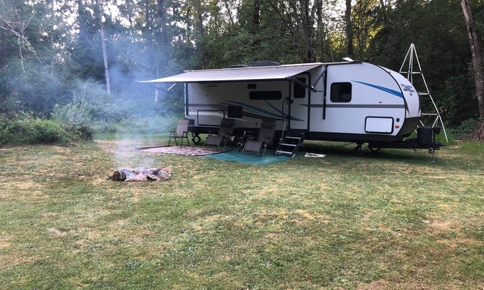 Arlington House | Beautiful RV located in the peaceful wilderness