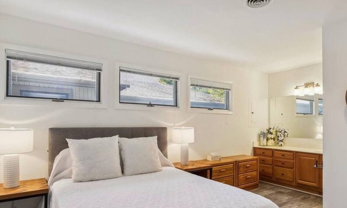 Bethany Beach House | Beautiful Sea Colony Condo for 4