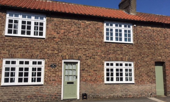 Sewerby Cottage | Beautiful Seaside Cottage, sleeps 5 & dog friendly