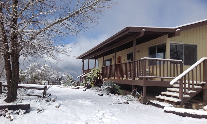Warner Springs House | Beautiful, secluded 30 acre mountain retreat with amazing views.